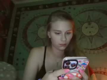 girl Cam Girls Videos with stonerbabe1313