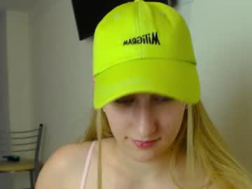 girl Cam Girls Videos with adellqueen