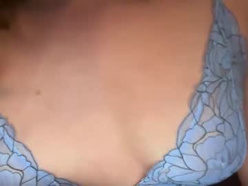 couple Cam Girls Videos with lildelphin23