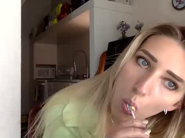 girl Cam Girls Videos with athenaskisses1