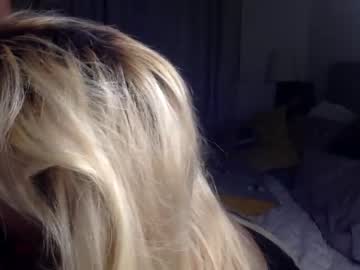 couple Cam Girls Videos with barbie_marilyn