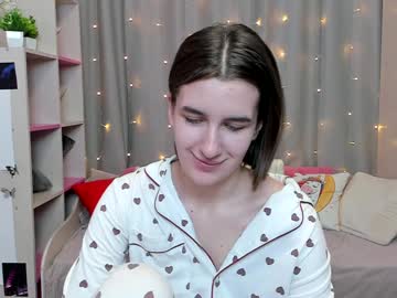 girl Cam Girls Videos with trisha_ray