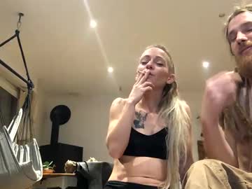 couple Cam Girls Videos with minimarybloody