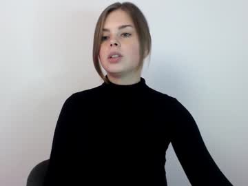 girl Cam Girls Videos with omelia_cute