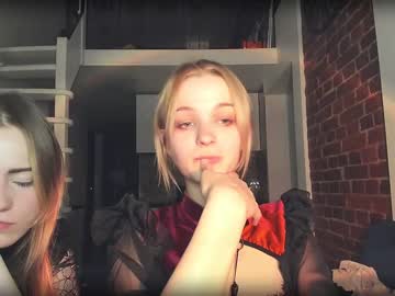couple Cam Girls Videos with chloe_wilsonn