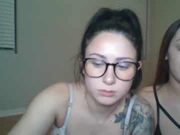 couple Cam Girls Videos with rileyxtaylor
