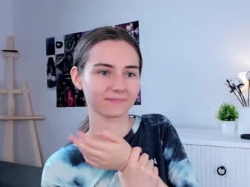 girl Cam Girls Videos with approche_toi_petite