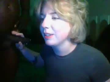 couple Cam Girls Videos with missameilamoore