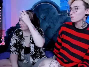 couple Cam Girls Videos with shypreettygirl