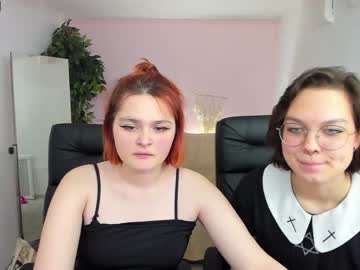 couple Cam Girls Videos with doreen_and_mona