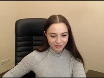 girl Cam Girls Videos with milllie_brown