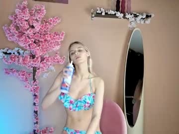 girl Cam Girls Videos with elsa_crystall