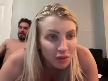 couple Cam Girls Videos with foxy_swiss_doll