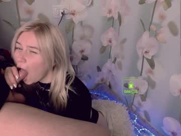 couple Cam Girls Videos with frendlyguys