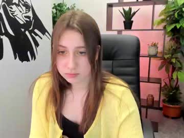 girl Cam Girls Videos with kira_wave_