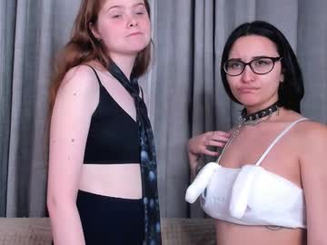 couple Cam Girls Videos with earleneclarkston