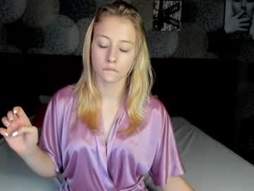 girl Cam Girls Videos with emily_tayl0r